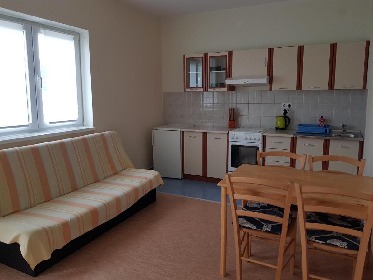 Apartments By The Sea Lopar Bilik gambar